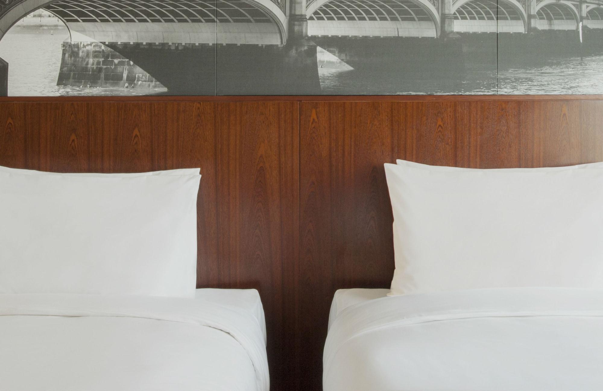 Hyatt Place West London Hayes 希思罗 外观 照片