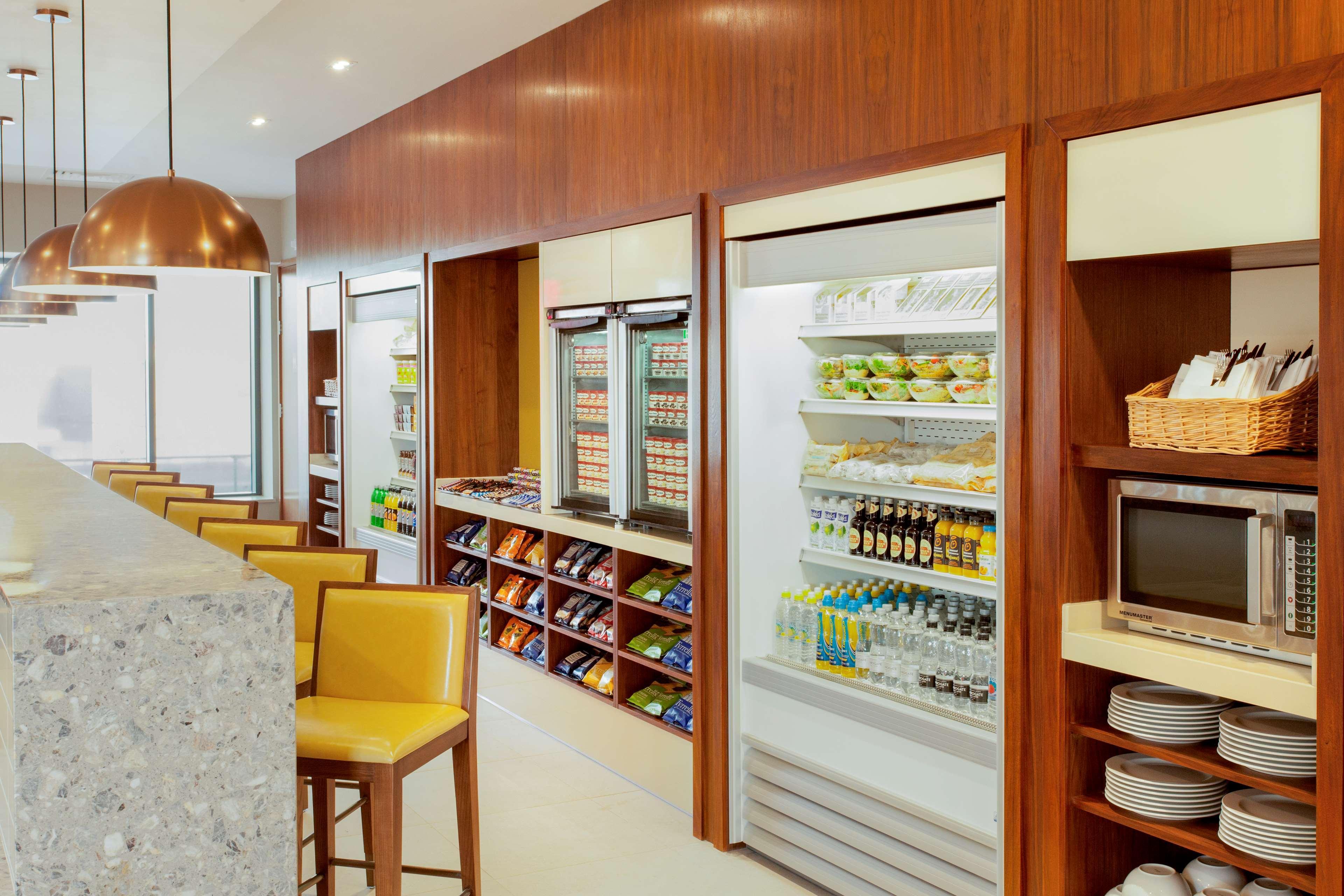 Hyatt Place West London Hayes 希思罗 外观 照片