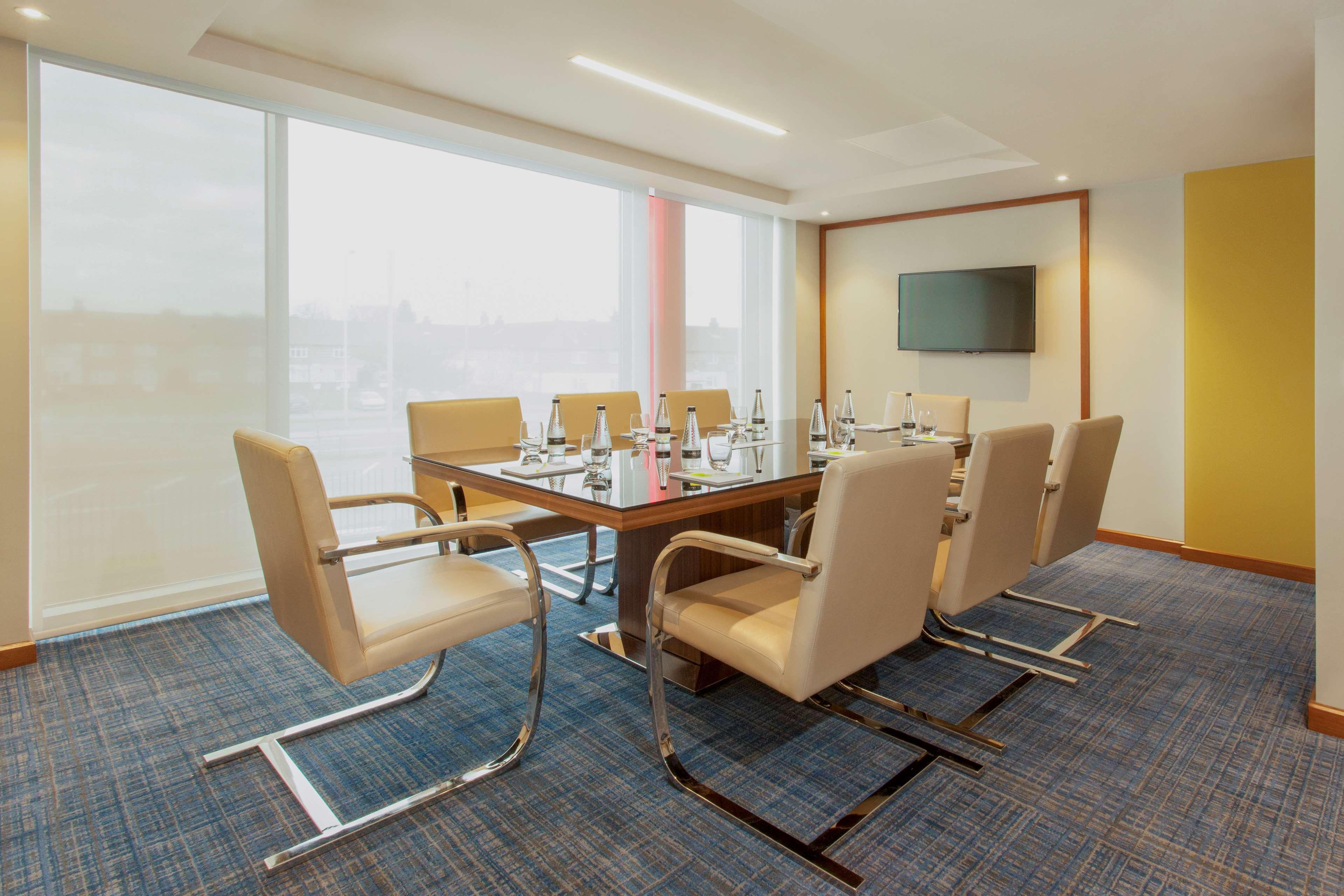 Hyatt Place West London Hayes 希思罗 外观 照片