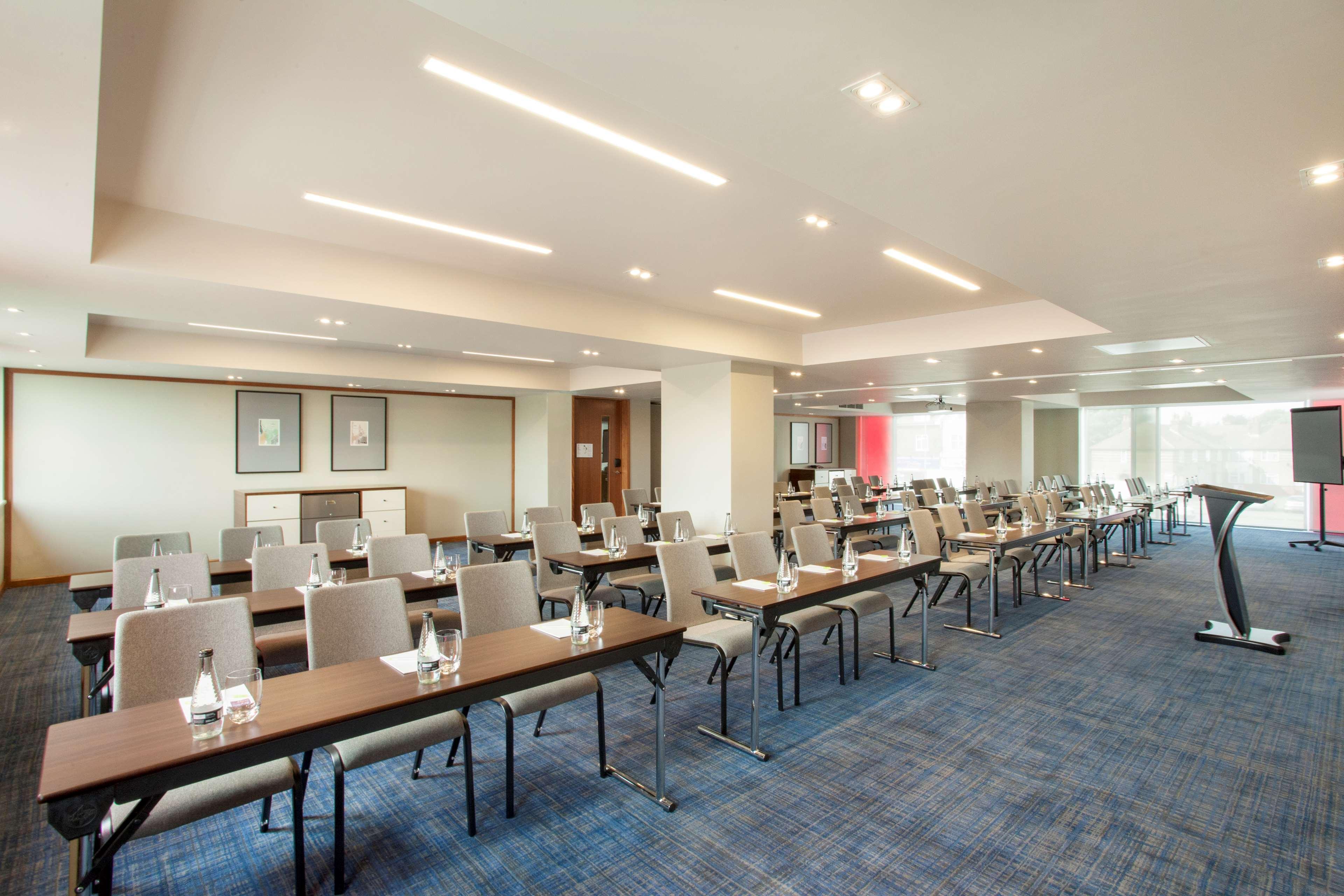 Hyatt Place West London Hayes 希思罗 外观 照片